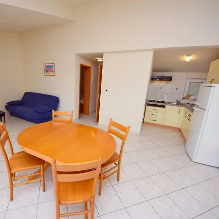 Lanterna.3 Apartment *