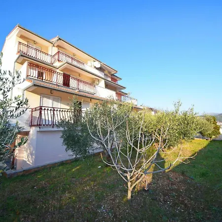 Apartment Lanterna.3 Marina